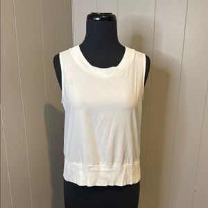 Athleta Women’s XS White Sleeveless Crop Tank Top